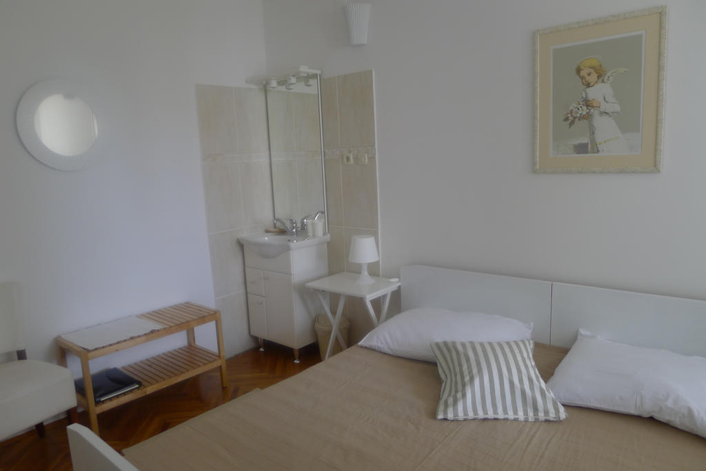 Apartments Lorenandreja Rab Town Buitenkant foto