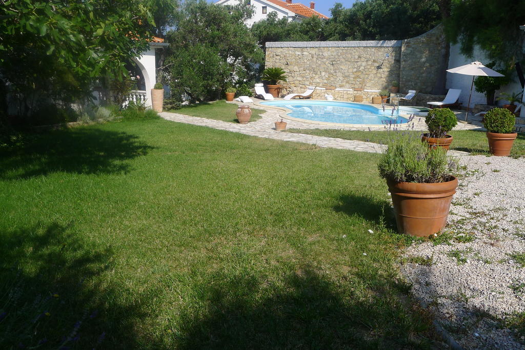 Apartments Lorenandreja Rab Town Buitenkant foto